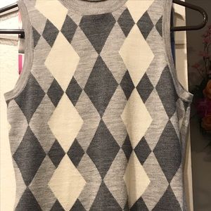 Banana Republic sleeveless turtleneck top